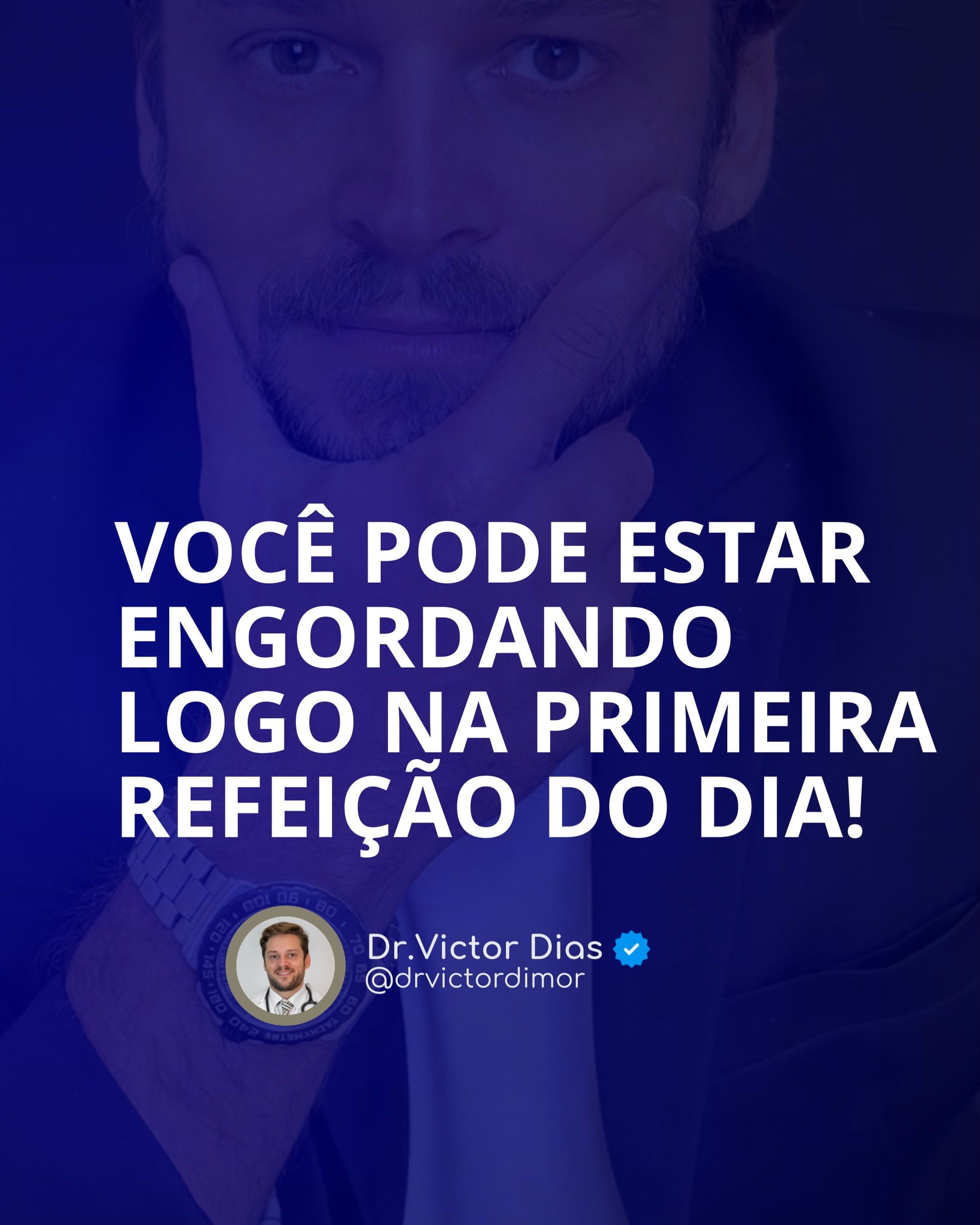 O que te impede de emagrecer pode não ser dieta. Pode ser o seu café da manhã.

Começar o dia com alimentos de alto índice glicêmico, como #pão refinado e açúcar, gera um pico rápido de #glicose seguido por uma liberação intensa de insulina. Esse padrão reduz a oxidação de gordura já nas primeiras horas do dia e favorece oscilações energéticas que aumentam a fome ao longo do período.

Além disso, essa resposta insulínica precoce impacta diretamente neurotransmissores como #dopamina e serotonina, modulando comportamento alimentar e aumentando a busca por recompensa calórica. O resultado não é falta de disciplina, mas uma resposta neuroendócrina previsível.

Na prática, isso se traduz em compulsão por carboidratos, dificuldade de manter #dieta e acúmulo progressivo de gordura. Ajustar a composição do café da manhã, priorizando proteína e gordura de qualidade, modifica a resposta hormonal e melhora a eficiência metabólica ao longo do dia.

Dr. Victor Dias - CRM: 174268