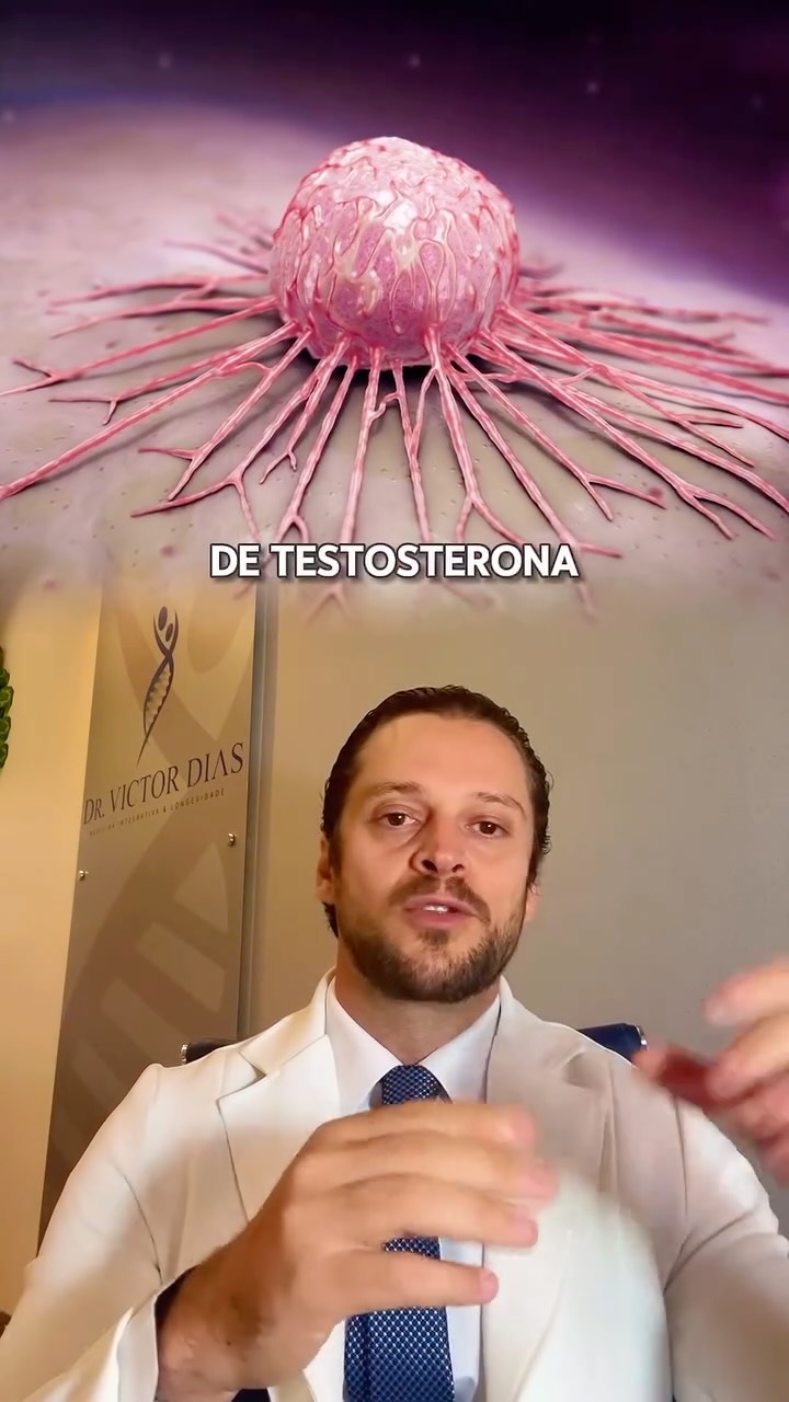 TESTOSTERONA CAUSA CÂNCER DE PRÓSTATA?

Essa é uma das crenças mais antigas (e mais repetidas) sobre reposição hormonal masculina.

Hoje, grandes estudos e metanálises mostram que a relação é muito mais complexa do que simplesmente dizer que testosterona “alimenta câncer”.

Por outro lado, isso não significa liberar o uso de testosterona indiscriminado. Ok? 

O câncer é uma doença multifatorial, existem fatores de riscos que precisam ser avaliados de forma individualizada. Beijos do doc! 

Dr. Victor Dias - CRM: 174268

#Testosterona #Próstata #SaúdeDoHomeme #longevidade