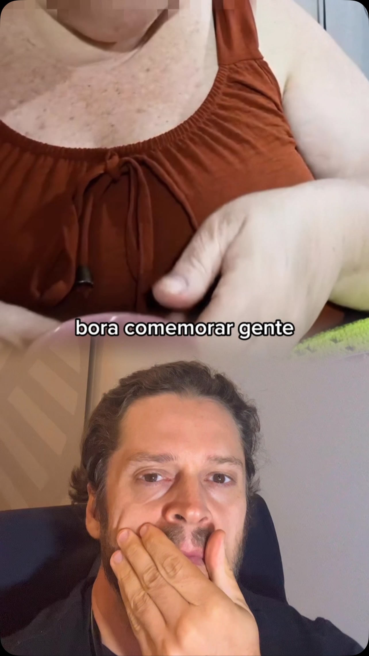 Quem aí se identifica com essa senhora? Compartilha esse vídeo com sua amiga (o) que comemora #emagrecimento desse jeito aí. 😅
-
Dr. Victor Dias - CRM: 174268